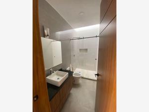 Casa en venta en Residencial Bosque Cedros, Tlajomulco de Zúñiga — foto 3 de 19
