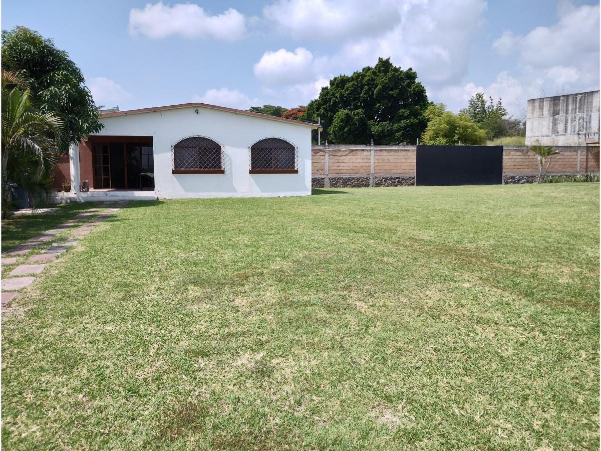 Casa en venta en Altos de Oaxtepec, Yautepec — foto 1 de 25