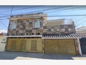 Casa en venta en Jardines del Moral, León — foto 2 de 2