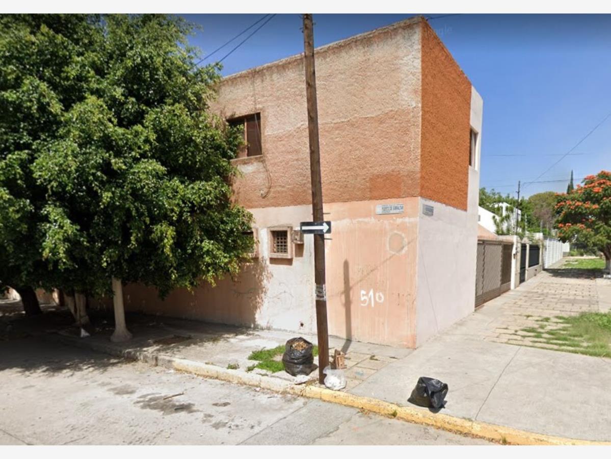 Casa en venta en Arbide, León — foto 1 de 3