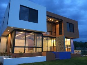 Casa en venta en Colinas de Balvanera, Corregidora — foto 2 de 28