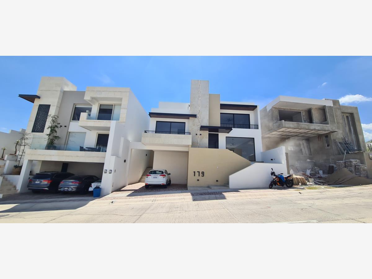 Casa en renta en Zanda, León — foto 1 de 18
