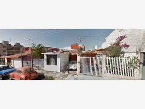 Casa en venta en Francisca Xaviera Villegas, Morelia — foto 3 de 12