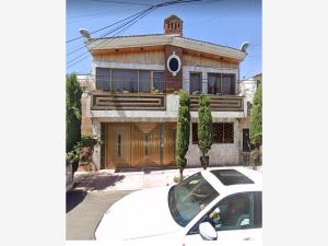 Casa en Martires de Rio Blanco, Gustavo A. Madero, Ciudad de México