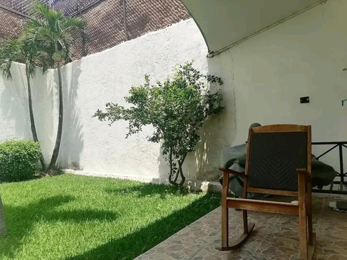 Casa en venta en Lomas de Miraval, Cuernavaca — foto 1 de 20