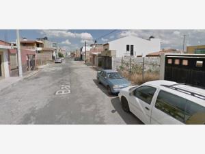 Casa en venta en Villas del Carmen, Morelia — foto 2 de 11
