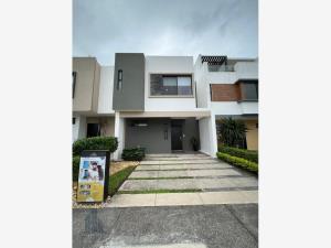 Casa en Cumbres Residencial, Boca del Río, Veracruz de Ignacio de la Llave