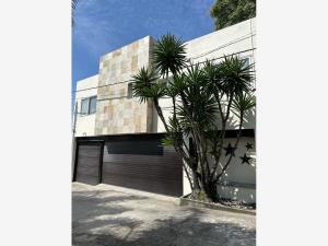 Casa en Lomas de Vista Hermosa, Cuernavaca, Morelos