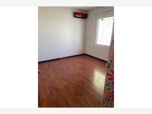 Casa en venta en Valle Real, Saltillo — foto 3 de 11