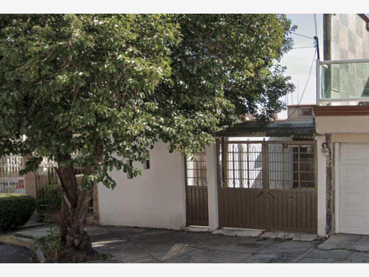 Casa en venta en Bosques del Valle 1a Sección, Coacalco de Berriozábal — foto 1 de 8