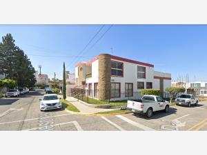 Casa en venta en Jardines del Country, Guadalajara — foto 2 de 14