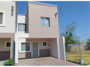 Casa en venta en Parques de Santa Cruz del Valle, San Pedro Tlaquepaque — foto 2 de 29