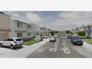 Casa en venta en Santuarios del Cerrito, Corregidora — foto 3 de 12