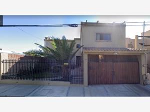 Casa en venta en Los Pinos, Saltillo, Coahuila de Zaragoza