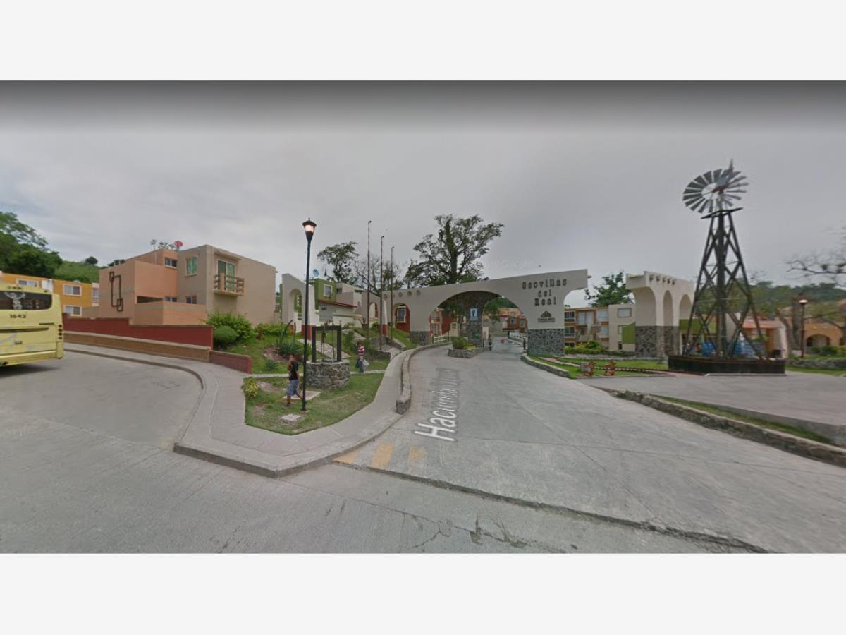 Casa en venta en Jose Maria Morelos y Pavon, Coatzintla — foto 1 de 6