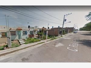 Casa en venta en Santa Isabel, Pabellón de Arteaga — foto 2 de 6