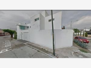 Casa en venta en Las Plazas, Irapuato — foto 2 de 13