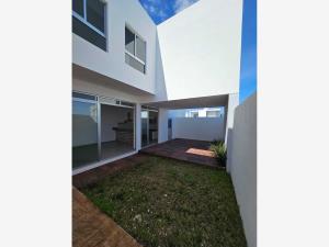 Casa en venta en Lomas de la Rioja, Alvarado — foto 2 de 9