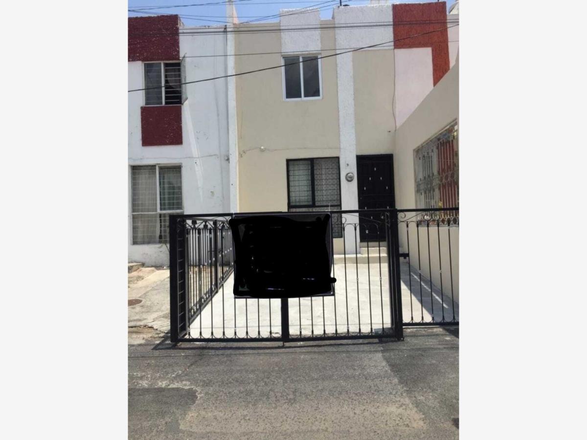 Casa en venta en Parques del Auditorio, Zapopan — foto 1 de 12