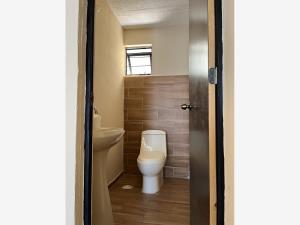 Casa en venta en Parques del Auditorio, Zapopan — foto 3 de 12