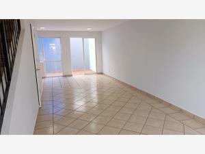 Casa en venta en Real de Valdepeñas, Zapopan — foto 3 de 5
