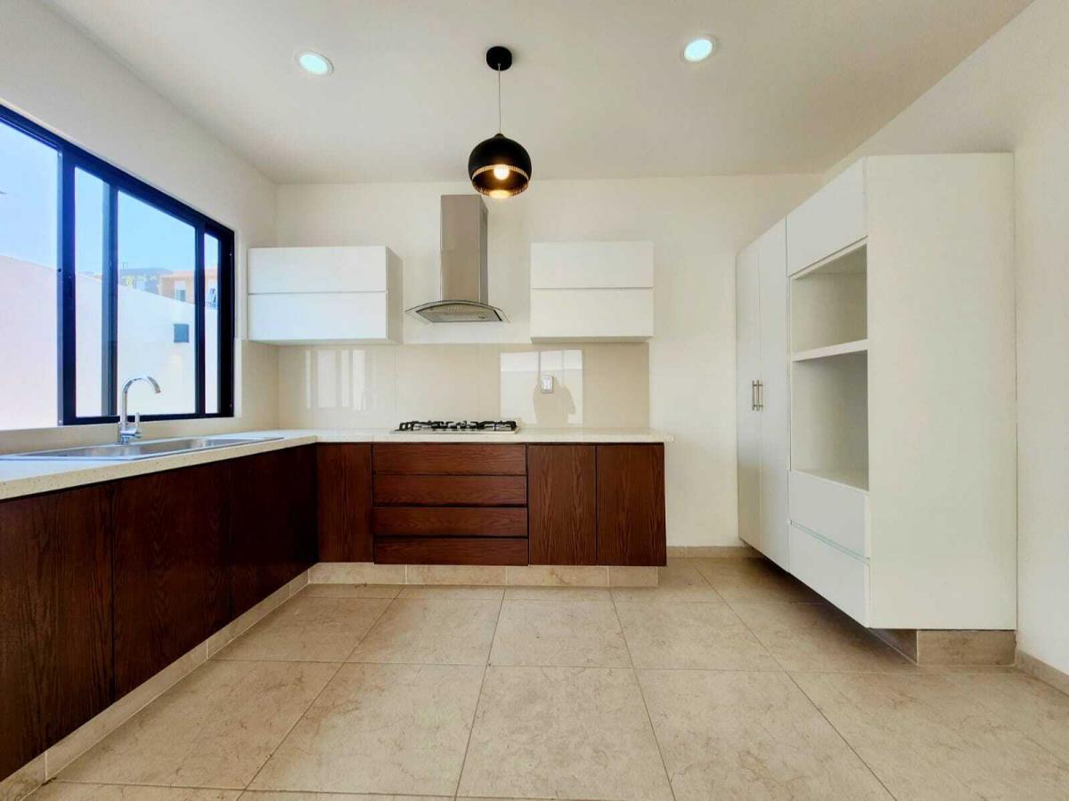 Casa en venta en Las Lomas Residencial, Alvarado — foto 1 de 6