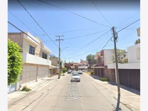Casa en venta en Valle del Campestre, León — foto 2 de 15