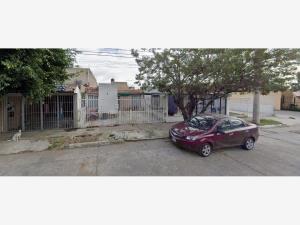 Casa en Rincon de Agua Azul, Guadalajara, Jalisco