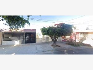 Casa en Miguel Hidalgo, Guadalajara, Jalisco