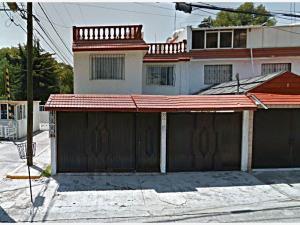 Casa en Anexo Jardines de San Mateo, Naucalpan de Juárez, México