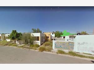 Casa en venta en Villas de San Miguel, Nuevo Laredo — foto 3 de 5