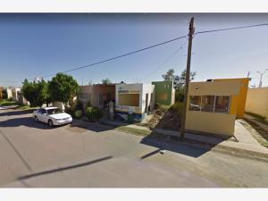 Casa en venta en Villas de San Miguel, Nuevo Laredo — foto 2 de 4
