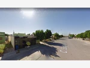 Casa en venta en Villas de San Miguel, Nuevo Laredo — foto 2 de 5