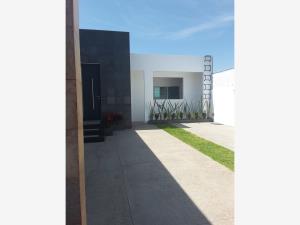 Casa en venta en Brisas, Temixco — foto 2 de 36