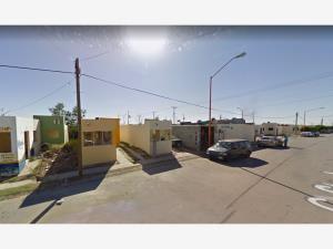 Casa en venta en Villas de San Miguel, Nuevo Laredo — foto 3 de 5