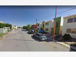 Casa en venta en Villas de San Miguel, Nuevo Laredo — foto 3 de 5