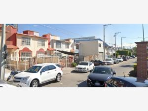 Casa en venta en Rinconadas del Bosque, Moroleón — foto 3 de 7