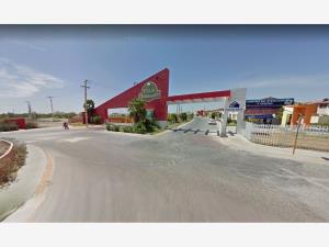 Casa en venta en Villas Diamante, Reynosa — foto 2 de 4