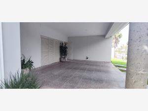 Casa en venta en Bugambilias, Zapopan — foto 2 de 28