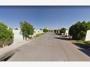 Casa en venta en Villas de San Miguel, Nuevo Laredo — foto 3 de 4