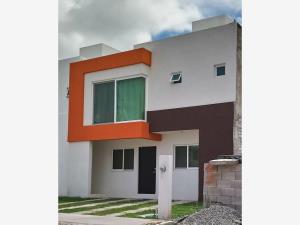 Casa en venta en Residencial las Trojes, Corregidora — foto 2 de 18