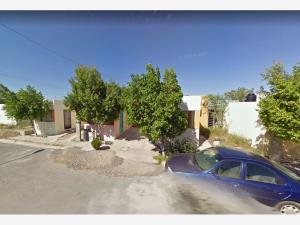 Casa en venta en Villas de San Miguel, Nuevo Laredo — foto 3 de 5