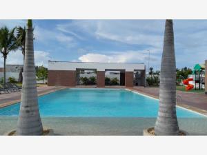 Terreno en venta en Lomas de la Rioja, Alvarado — foto 2 de 16