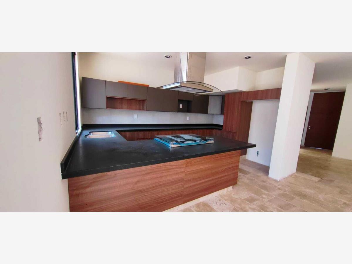 Casa en venta en Lomas Primera Sección, San Luis Potosí — foto 1 de 15