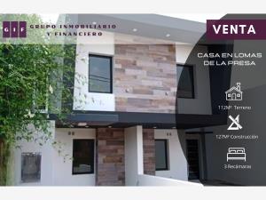 Casa en Lomas de la Presa, Tijuana, Baja California