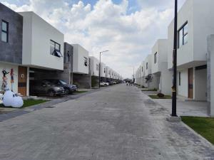 Casa en venta en San Gaspar Tlahuelilpan, Metepec — foto 2 de 28