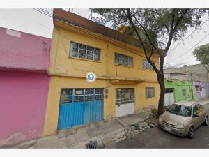 Casa en Gertrudis Sánchez 1a Sección, Gustavo A. Madero, Ciudad de México