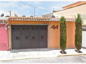 Casa en venta en Villa de las Flores 1a Sección (Unidad Coacalco), Coacalco de Berriozábal — foto 2 de 9