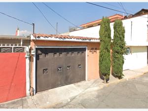 Casa en venta en Villa de las Flores 1a Sección (Unidad Coacalco), Coacalco de Berriozábal — foto 3 de 9