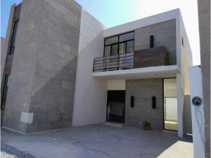 Casa en venta en Los Olivos, Gómez Palacio, Durango Casa en venta en Los Olivos, Gómez Palacio, Durango